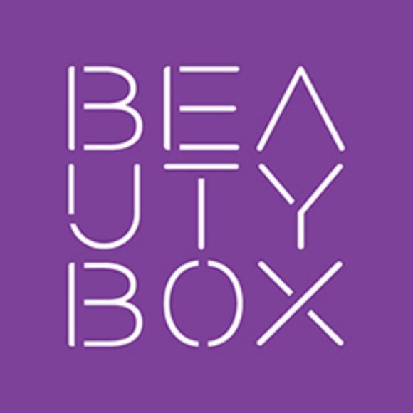 Auction Beauty Bundle-Sat Dec 13 LIVE $10 Start w/35 Poshers! - Picture 1 of 6